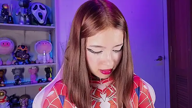 EmilyMiller  online show from 11-05-25, 04:18