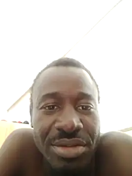 Snapshot of Dimitri226 chatting on 05-12-26, 02:47 Dimitri226 online show from 05-12-26, 02:47