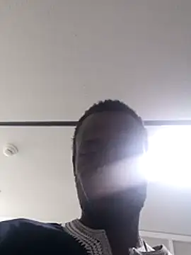 Snapshot of Dimitri226 chatting on 06-18-26, 04:00 Dimitri226 online show from 06-18-26, 04:00