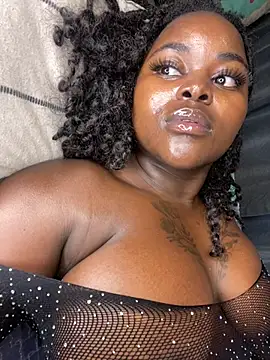 Honeycoco0211 online show from 03-08-25, 05:49