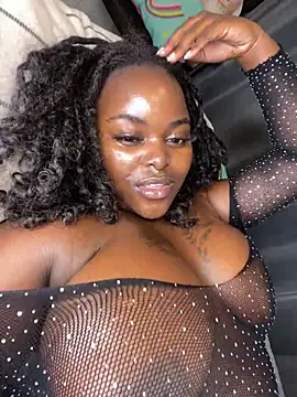 Honeycoco0211 online show from 03-08-25, 04:17