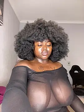 Honeycoco0211 online show from 11-05-25, 12:27