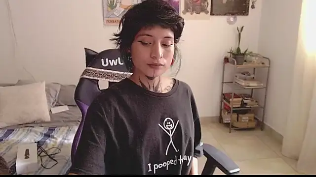 Snapshot of _Apola_77 chatting on 01-22-25, 07:24 Apola 77 online show from 01-22-25, 07:24