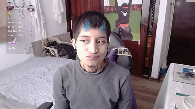 Snapshot of _Apola_77 chatting on 10-21-25, 02:29 Apola 77 online show from 10-21-25, 02:29