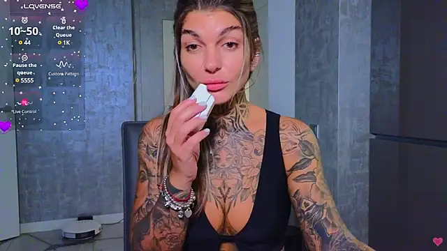 tattooedBabyy online show from 02-04-25, 01:06