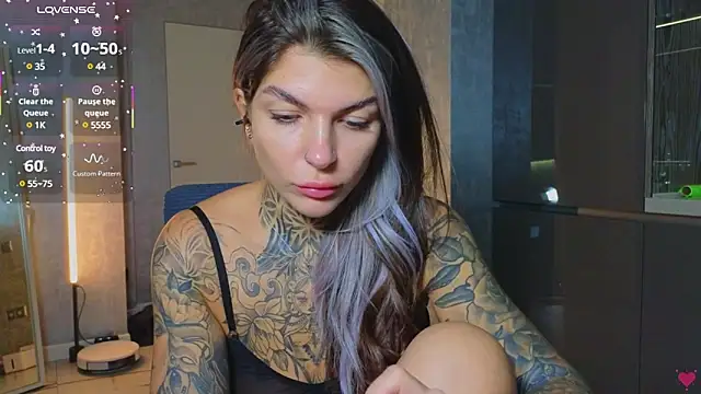 tattooedBabyy online show from 03-04-25, 12:55