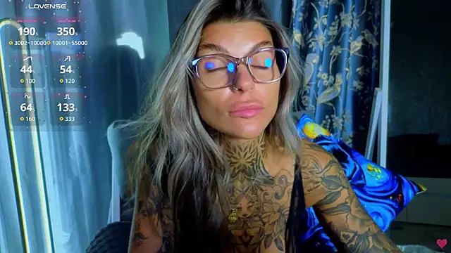 tattooedBabyy online show from 11-06-25, 11:00