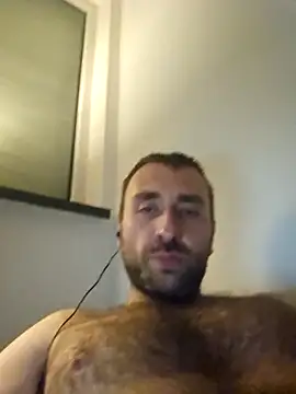 Snapshot of TIGERRR86 chatting on 09-21-25, 09:49 TIGERRR86 online show from 09-21-25, 09:49