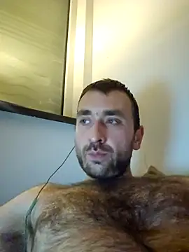 Snapshot of TIGERRR86 chatting on 10-15-25, 07:25 TIGERRR86 online show from 10-15-25, 07:25