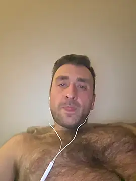Snapshot of TIGERRR86 chatting on 04-17-26, 08:34 TIGERRR86 online show from 04-17-26, 08:34