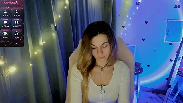 Sweet me  online show from 02-25-25, 07:09