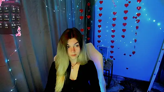Sweet me  online show from 04-13-26, 05:57