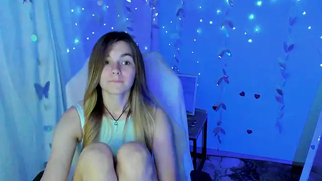 Sweet me  online show from 07-20-26, 10:39