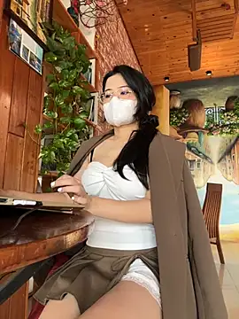 Snapshot of Kyomi-ibaby chatting on 10-02-25, 05:03 Kyomi-ibaby online show from 10-02-25, 05:03