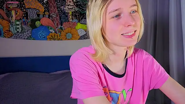 Crayzy Luv online show from 03-20-26, 04:12