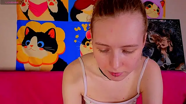 Snapshot of Crayzy_Luv chatting on 07-29-26, 02:59 Crayzy Luv online show from 07-29-26, 02:59