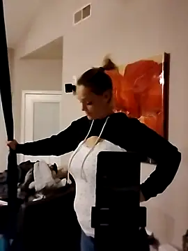 Dixiefaye Pika online show from 04-08-26, 06:46