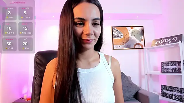 Snapshot of martina_mancini chatting on 06-14-26, 12:07 martina mancini online show from 06-14-26, 12:07