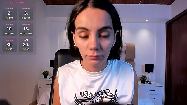 Snapshot of martina_mancini chatting on 07-11-26, 01:36 martina mancini online show from 07-11-26, 01:36