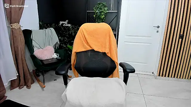 fireflowers  online show from 03-20-26, 09:52