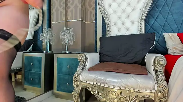 Snapshot of Janna_Rousse_ chatting on 11-07-25, 12:27 Janna Rousse online show from 11-07-25, 12:27