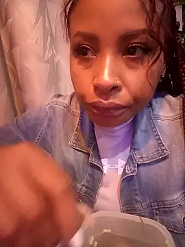 Snapshot of Dominik_girl chatting on 03-16-25, 01:49 Dominik girl online show from 03-16-25, 01:49