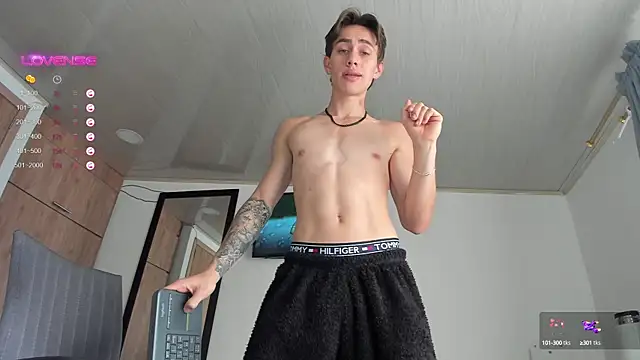 manucute 23  online show from 02-23-25, 02:46