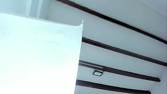 Snapshot of Oriana_Guzman chatting on 01-14-25, 11:20 Oriana Guzman online show from 01-14-25, 11:20