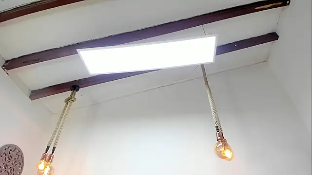 Snapshot of Oriana_Guzman chatting on 01-15-25, 01:09 Oriana Guzman online show from 01-15-25, 01:09