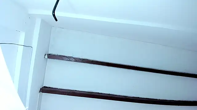 Snapshot of Oriana_Guzman chatting on 01-21-25, 11:46 Oriana Guzman online show from 01-21-25, 11:46