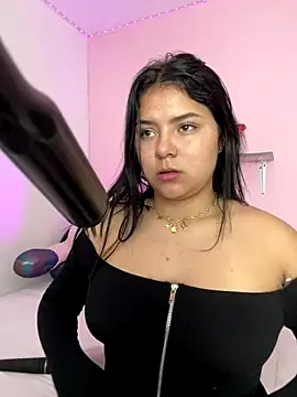 Snapshot of Oriana_Guzman chatting on 11-16-25, 11:32 Oriana Guzman online show from 11-16-25, 11:32