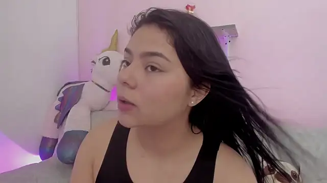 Snapshot of Oriana_Guzman chatting on 05-09-26, 05:01 Oriana Guzman online show from 05-09-26, 05:01