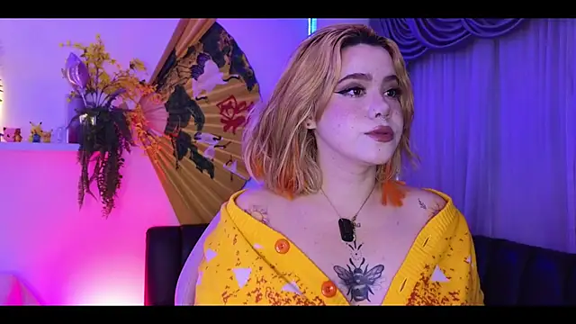 albaismynameX online show from 11-15-25, 12:13