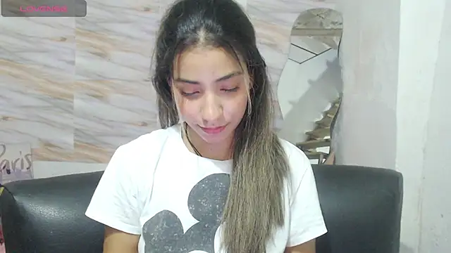 Snapshot of mariana_190 chatting on 01-25-25, 11:11 mariana 190 online show from 01-25-25, 11:11