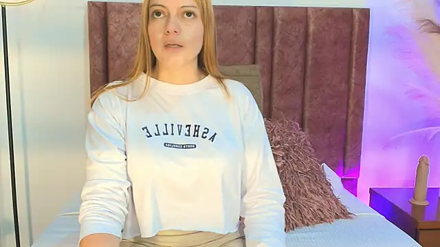 MirandaRoxx online show from 09-10-25, 12:05