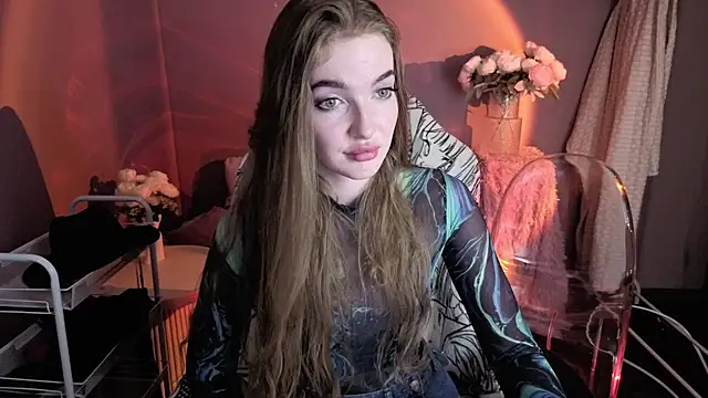 Snapshot of LissaCain chatting on 07-05-26, 10:33 LissaCain online show from 07-05-26, 10:33
