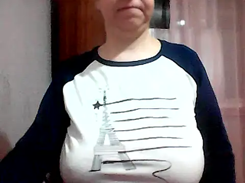 Snapshot of AnaXBerry chatting on 02-12-25, 05:48 AnaXBerry online show from 02-12-25, 05:48