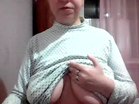 Snapshot of AnaXBerry chatting on 03-02-25, 05:36 AnaXBerry online show from 03-02-25, 05:36