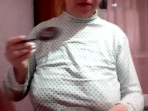 Snapshot of AnaXBerry chatting on 03-03-25, 05:39 AnaXBerry online show from 03-03-25, 05:39