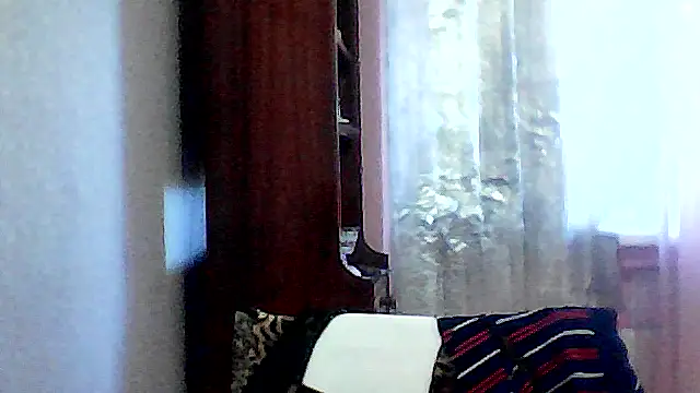 Snapshot of AnaXBerry chatting on 10-07-25, 06:54 AnaXBerry online show from 10-07-25, 06:54