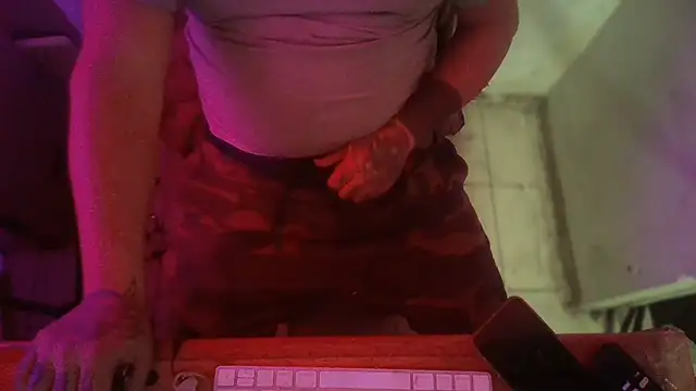 AlanDickson online show from 01-11-26, 01:16