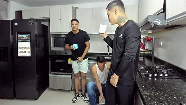 badguyss bisex online show from 09-19-25, 11:22