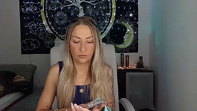 SexxyLiviaa online show from 10-21-25, 03:18