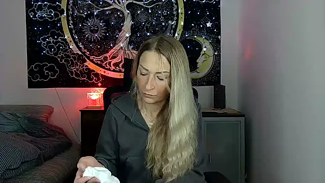 Snapshot of SexxyLiviaa chatting on 12-22-25, 02:41 SexxyLiviaa online show from 12-22-25, 02:41