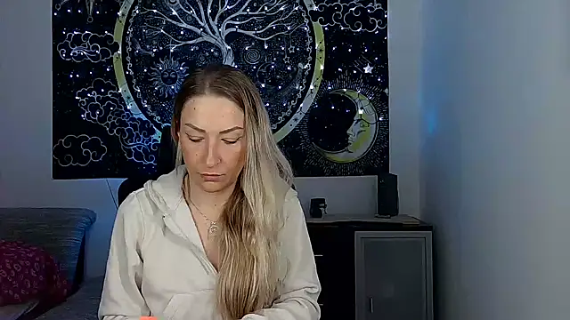 Snapshot of SexxyLiviaa chatting on 01-18-26, 12:36 SexxyLiviaa online show from 01-18-26, 12:36