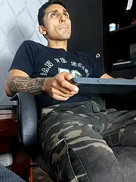 Marck Muscle online show from 03-08-25, 03:28