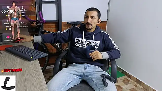 Marck Muscle online show from 10-03-25, 11:35