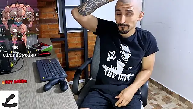 Marck Muscle online show from 12-22-25, 02:08