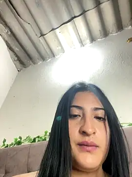 alondra darling online show from 10-25-25, 05:19