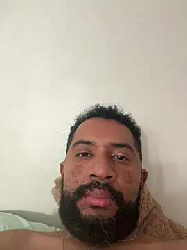 MiddlingAffluent online show from 04-05-26, 11:51